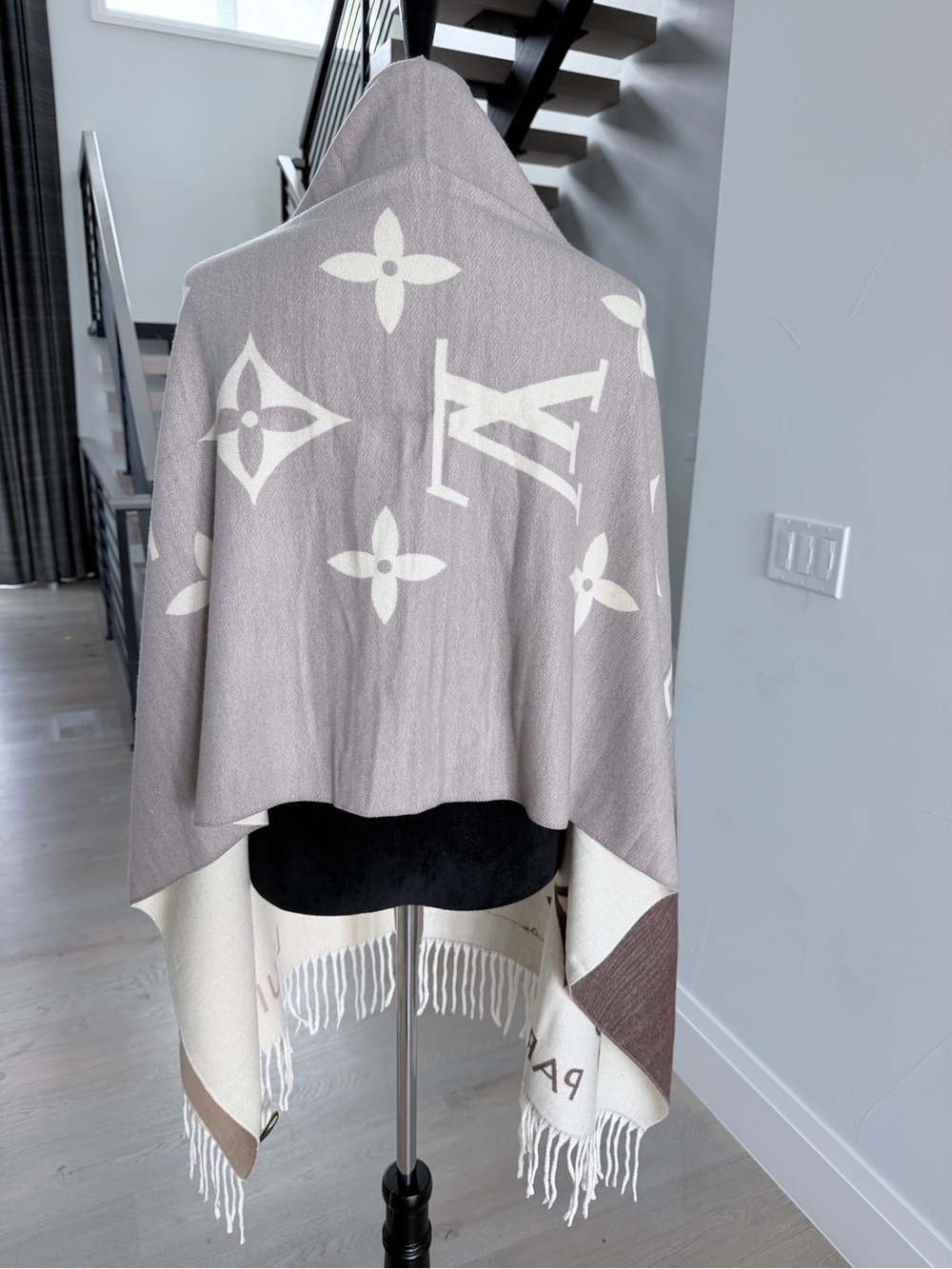 Luxury Gradient Fringe Shawl Scarf- Beige Taupe - Picture 6 of 13